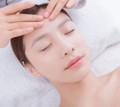 选择什么样的上海美容化妆培训学校比较好 选择什么样的上海美容化妆培训学校比较好