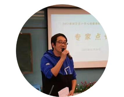 青少年心理咨询的主要特点是什么 青少年心理咨询的主要特点是什么