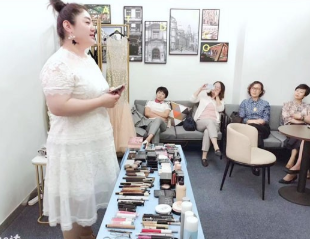 上海美容师培训学校.png 上海美容师培训学校.png