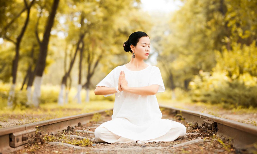 瑜伽减肥健身.png 瑜伽减肥健身.png