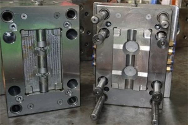 深圳市注塑模具加工1.jpg 深圳市注塑模具加工1.jpg